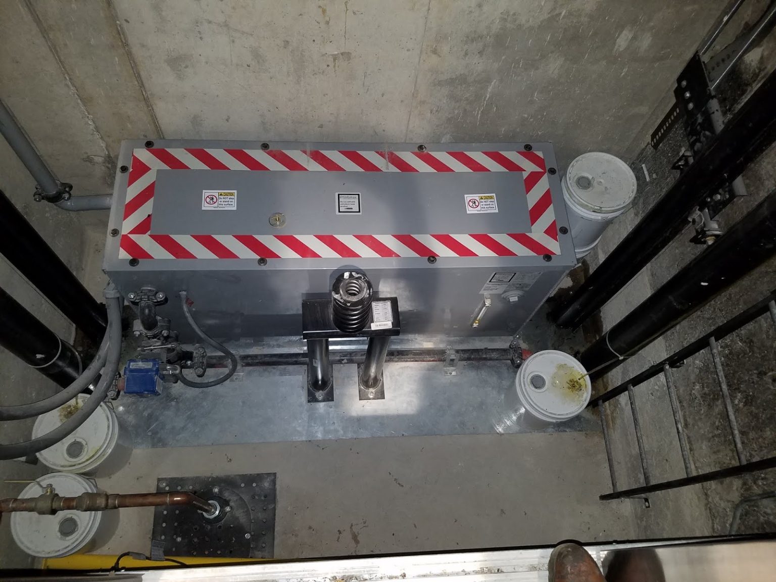 MRL Elevators (Machine Room Less) – Seven G Elevators